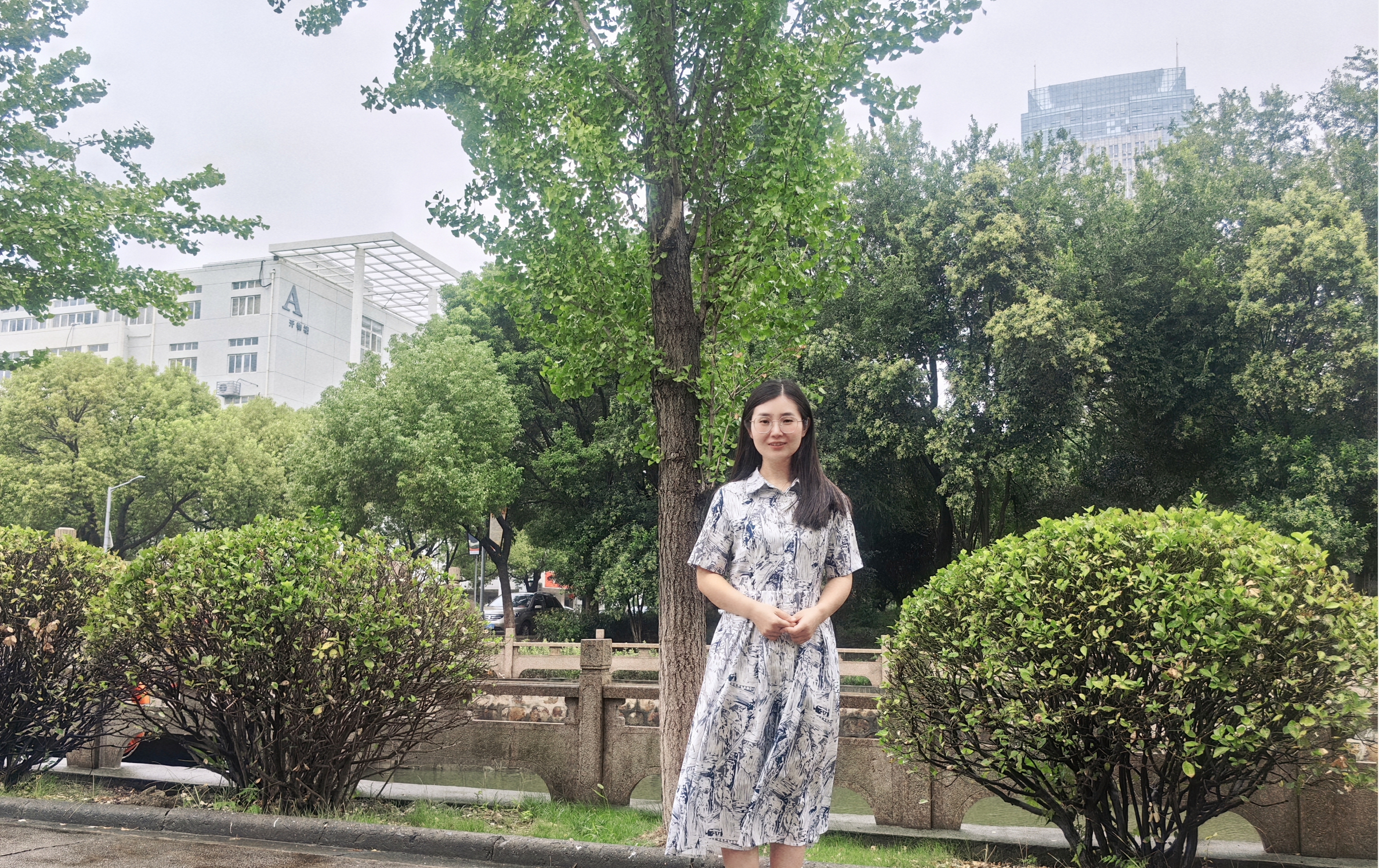 学工办-代姗